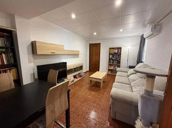 3 bedroom Flat for sale in Moncada - € 165,000 (Ref: 9438011)