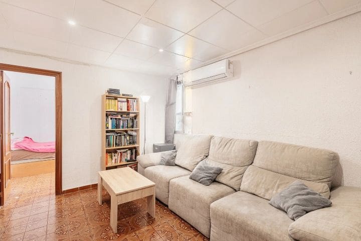 3 bedroom Flat for sale in Moncada - € 165,000 (Ref: 9438011)