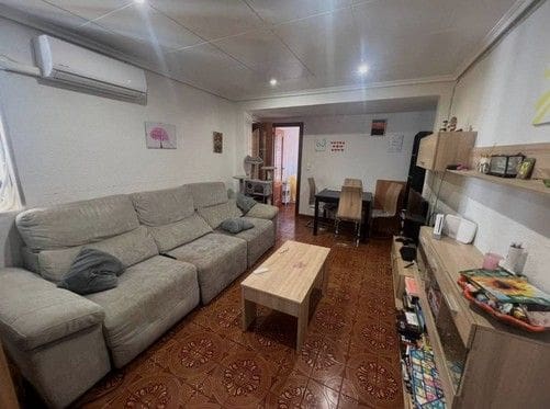 3 bedroom Flat for sale in Moncada - € 165,000 (Ref: 9438011)