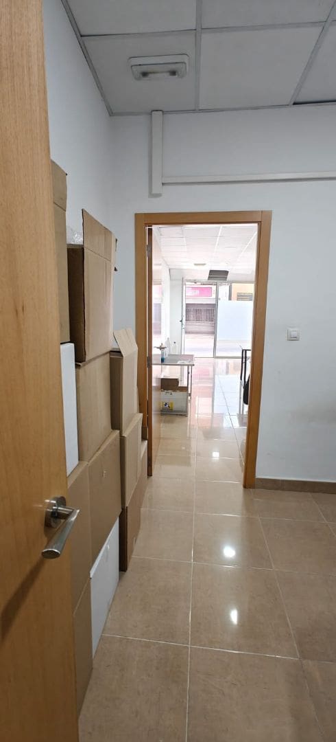 Commercial for sale in Sueca - € 50,000 (Ref: 9438012)