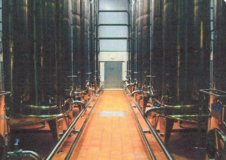 Business for sale in Villarrobledo - € 1,000,000 (Ref: 9438015)