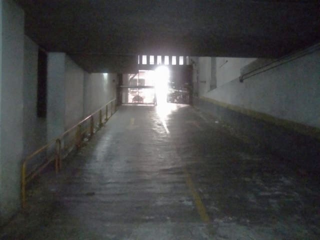 Garaje en Arrancapins, València ciudad en venta - 17.000 € (Ref: 9438017)