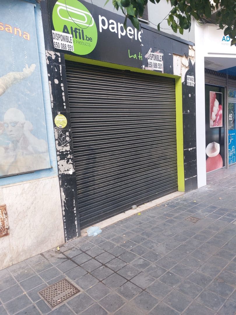 Commercial for rent in Valencia city - € 975 (Ref: 9438021)