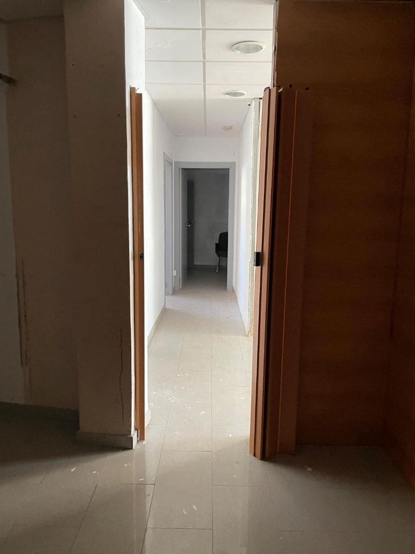 Commercial for sale in Sueca - € 111,000 (Ref: 9438025)