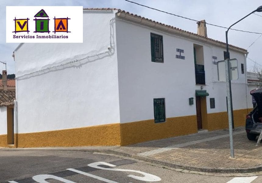 5 quarto Casa em Banda para venda em Cortes de Pallas com garagem - 120 000 € (Ref: 9438027)