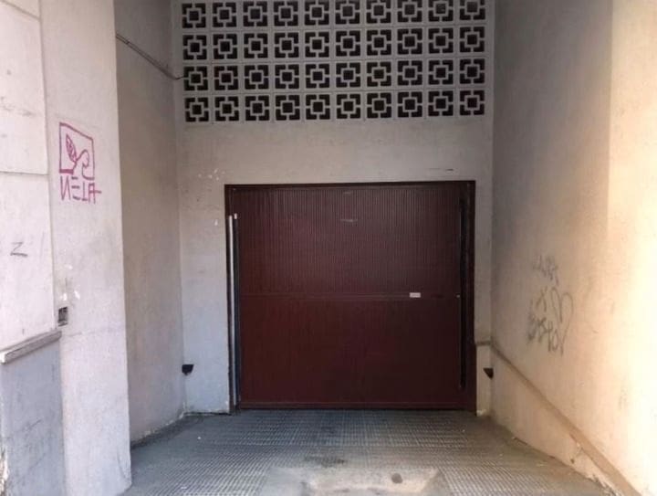 Garaje en València ciudad en venta - 11.000 € (Ref: 9438035)