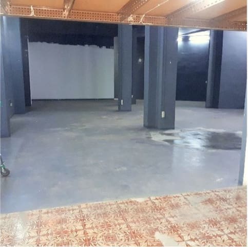 Komercyjne na sprzedaż w Arrancapins, Miasto Walencja - 825 000 € (Ref: 9438036)