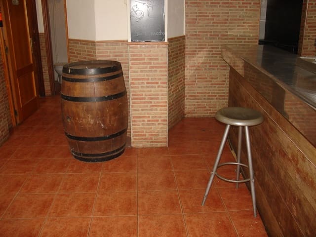 Kaupallinen vuokrattavana paikassa Favara, Valencia kaupunki - 975 € (Ref: 9459747)