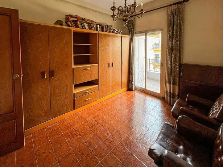 4 soveværelse Lejlighed til salg i Valencia by - € 570.000 (Ref: 9500391)