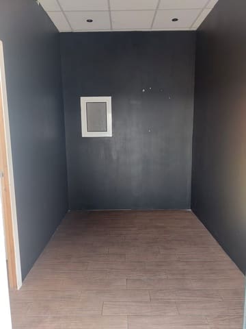 Kommersiell til salgs i Favara, Valencia by - € 35 000 (Ref: 9503438)