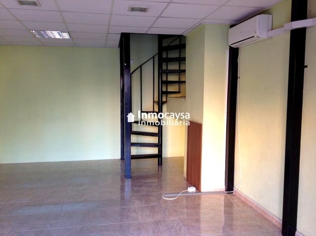 Kaupallinen vuokrattavana paikassa Xàtiva - 375 € (Ref: 9453279)
