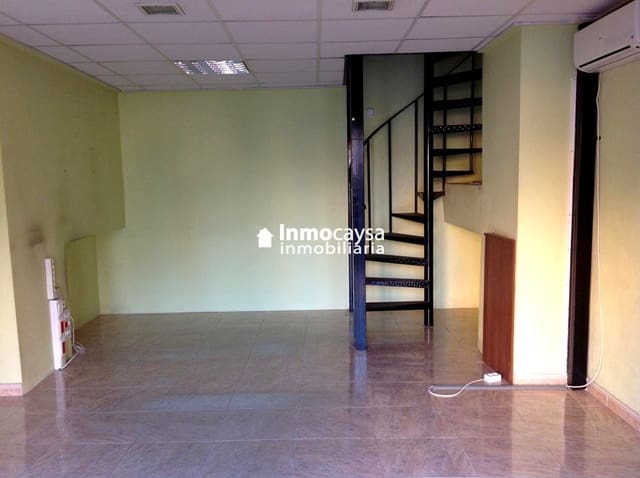 Kaupallinen vuokrattavana paikassa Xàtiva - 375 € (Ref: 9453279)