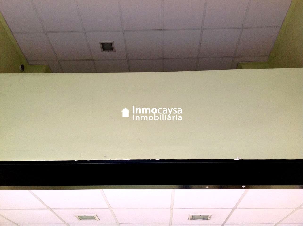 Commercial for rent in Xativa - € 375 (Ref: 9453279)