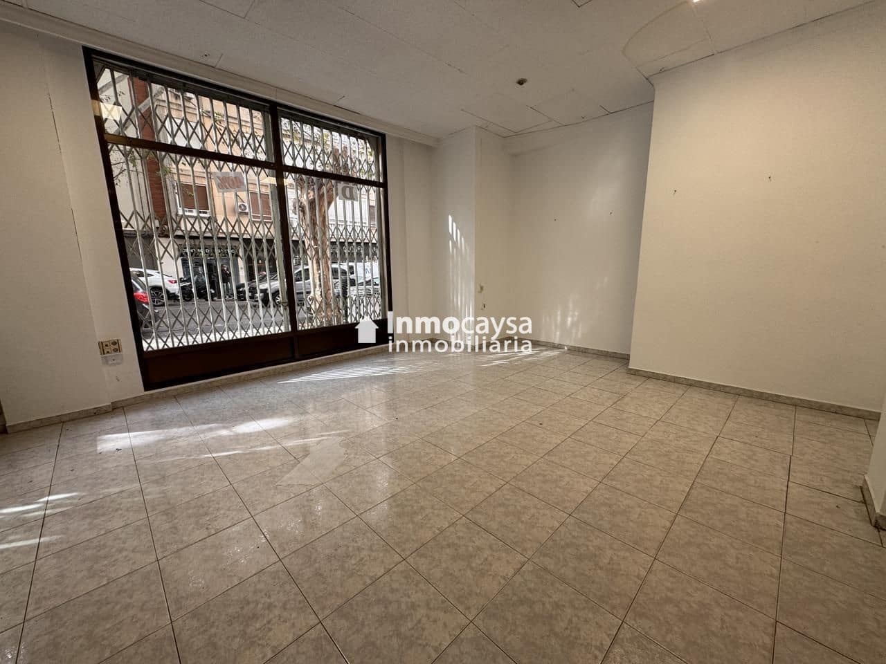 Commercial for rent in Xativa - € 1,100 (Ref: 9453285)