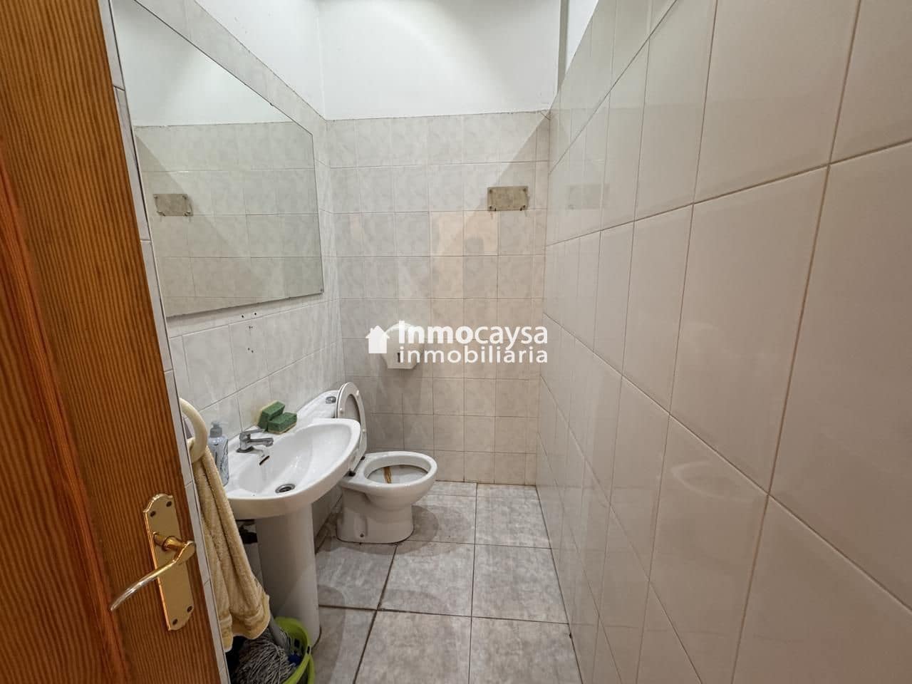 Commercial for rent in Xativa - € 1,100 (Ref: 9453285)