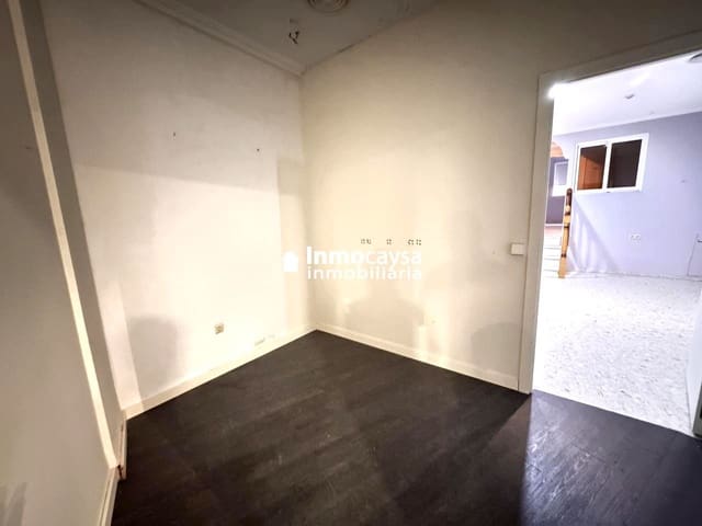 Commercieel te koop in Xàtiva - € 75.000 (Ref: 9453293)