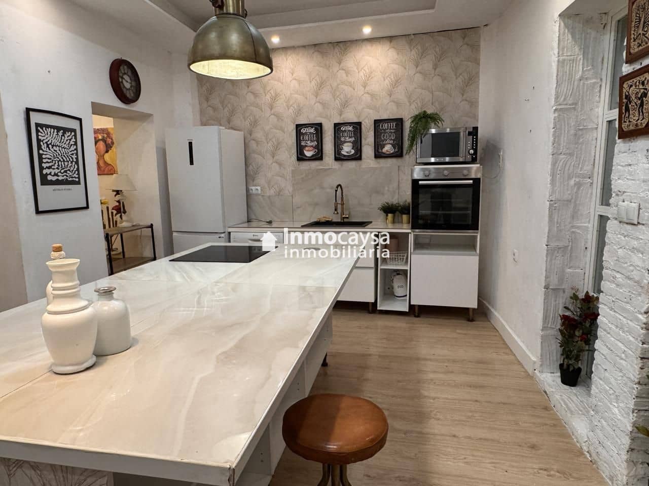 3 bedroom Flat for sale in Xativa - € 180,000 (Ref: 9453296)