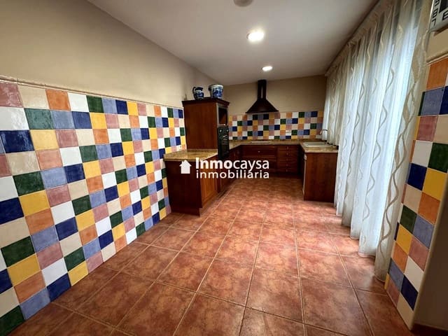 5 bedroom Townhouse for sale in Novelé / Novetlè with pool - € 385,000 (Ref: 9453297)