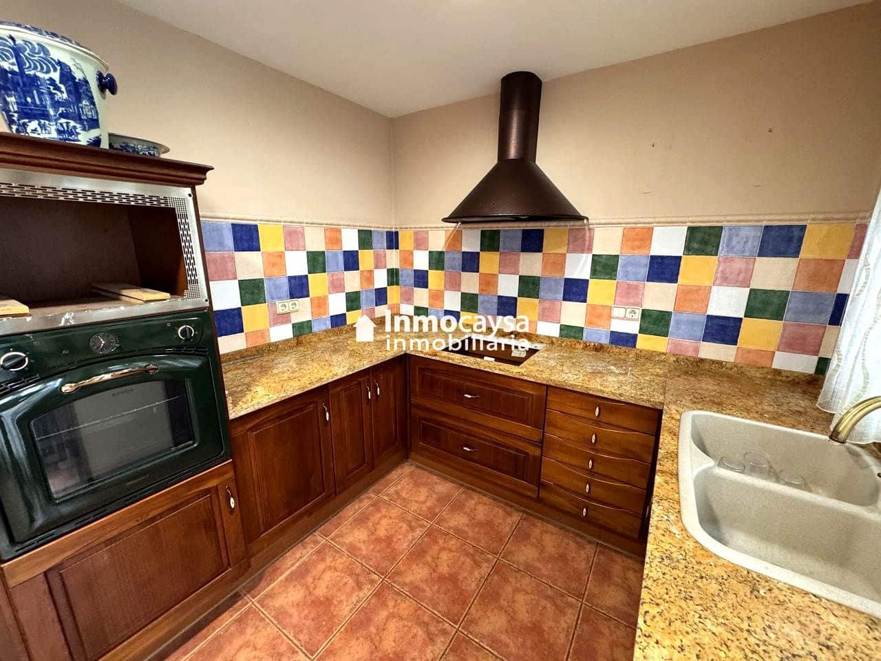 5 bedroom Townhouse for sale in Novele / Novetle with pool - € 385,000 (Ref: 9453297)