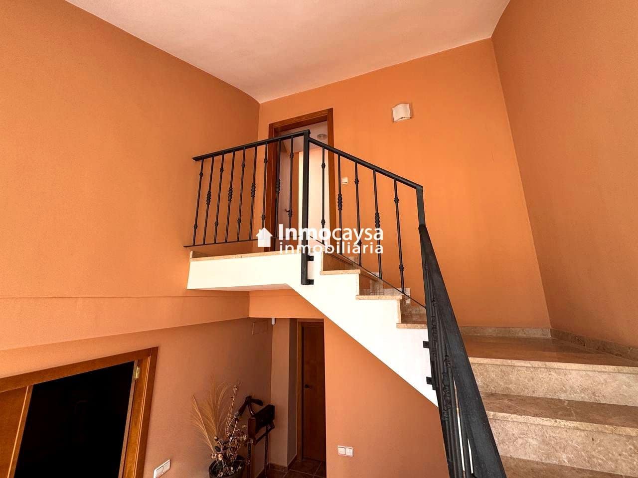 5 bedroom Townhouse for sale in Novele / Novetle with pool - € 385,000 (Ref: 9453297)