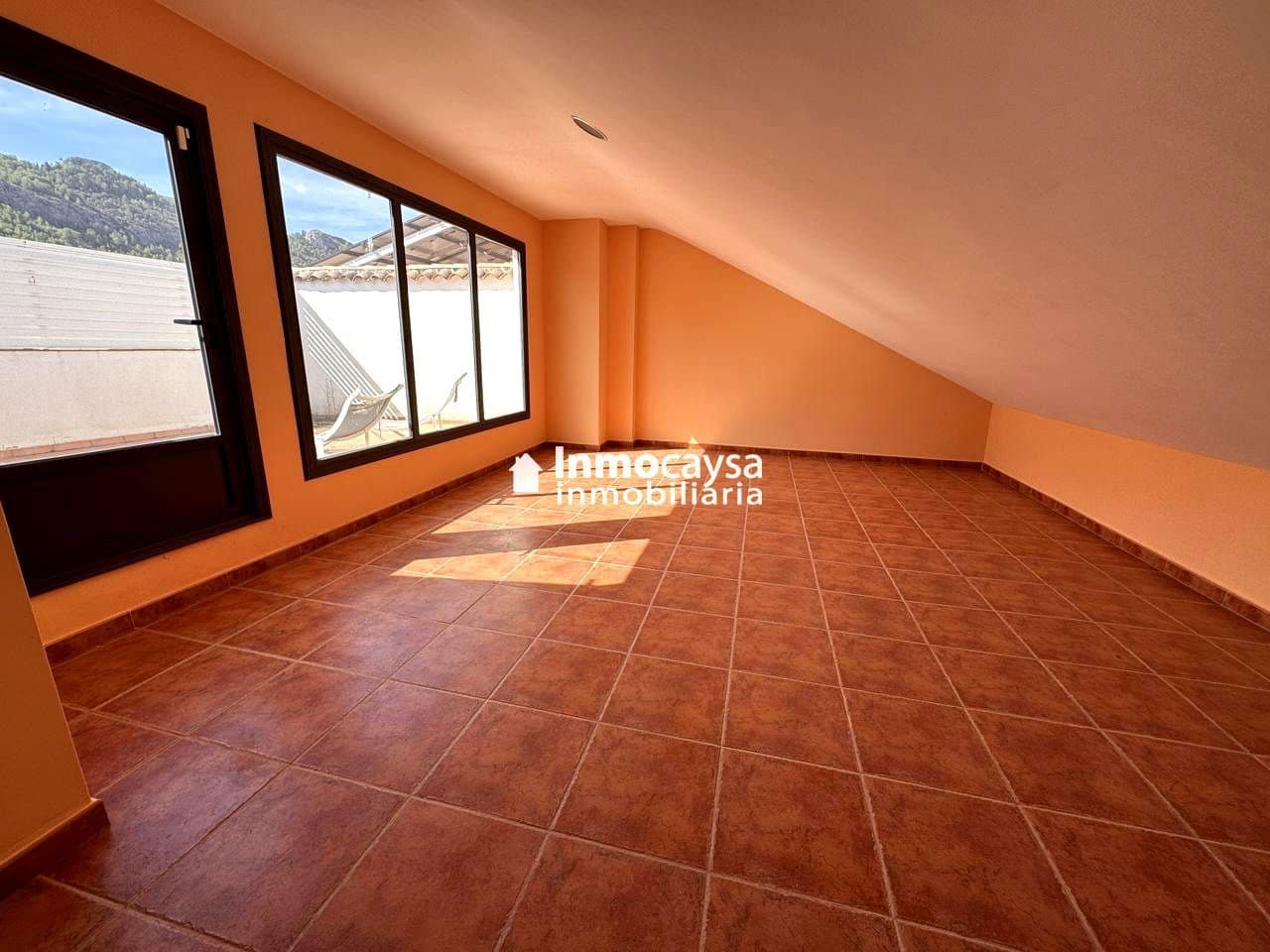 5 bedroom Townhouse for sale in Novele / Novetle with pool - € 385,000 (Ref: 9453297)