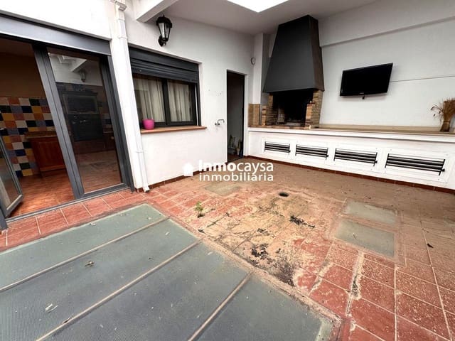 5 bedroom Townhouse for sale in Novelé / Novetlè with pool - € 385,000 (Ref: 9453297)