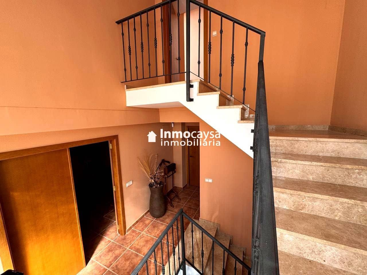 5 bedroom Townhouse for sale in Novele / Novetle with pool - € 385,000 (Ref: 9453297)