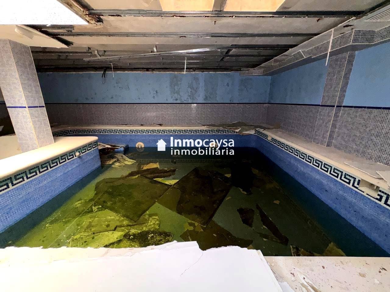 5 bedroom Townhouse for sale in Novele / Novetle with pool - € 385,000 (Ref: 9453297)