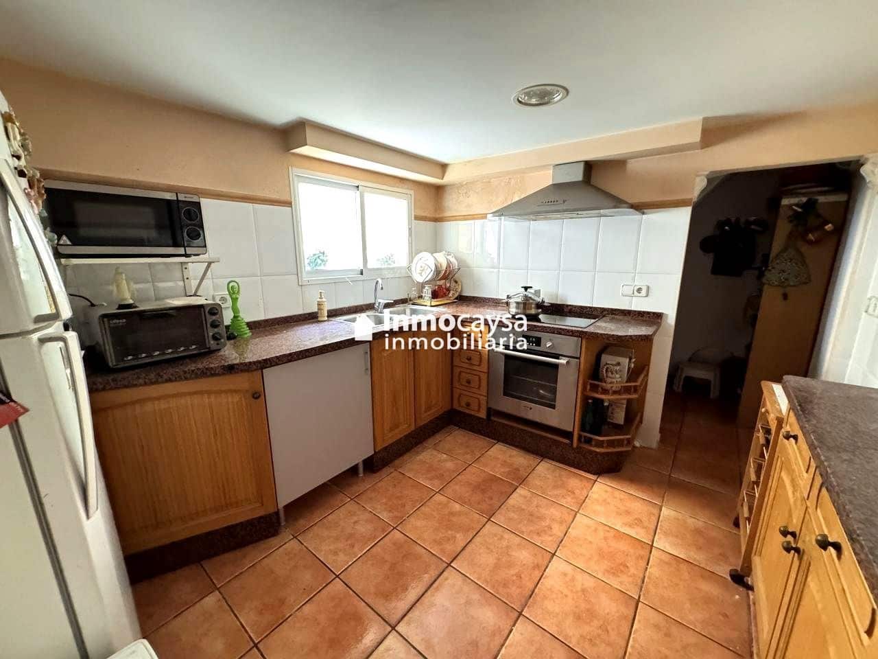 7 slaapkamer Huis te koop in Xativa - € 110.000 (Ref: 9453298)