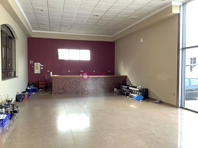 Commerciale in vendita in Llosa de Ranes - 700.000 € (Rif: 9453305)