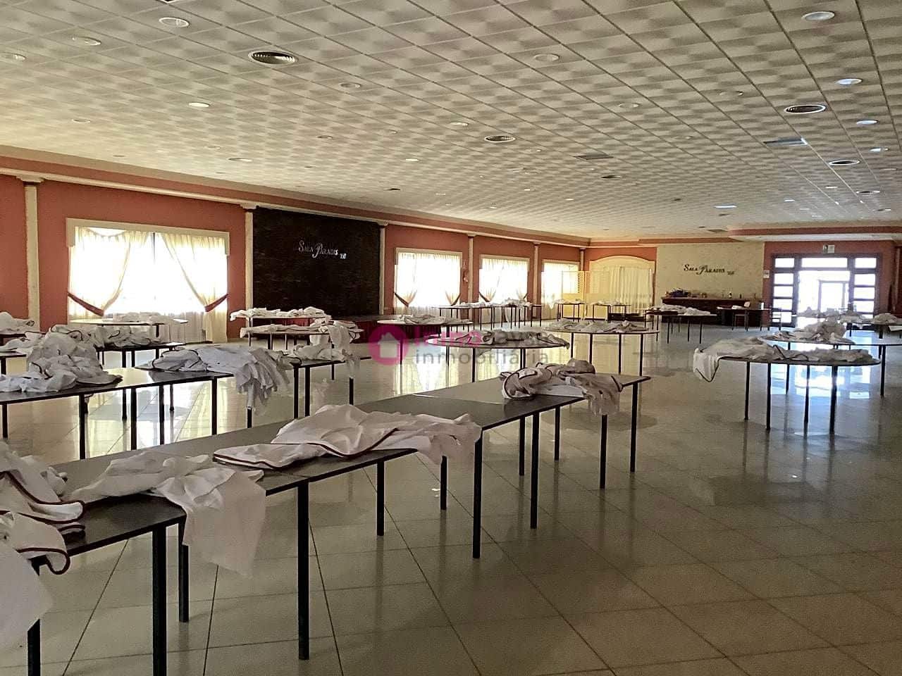 Commerciale in vendita in Llosa de Ranes - 700.000 € (Rif: 9453305)