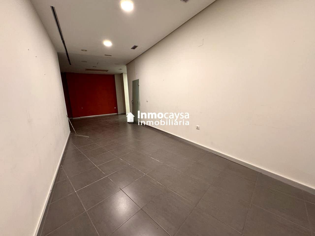 Commercial for rent in Xativa - € 1,000 (Ref: 9453306)