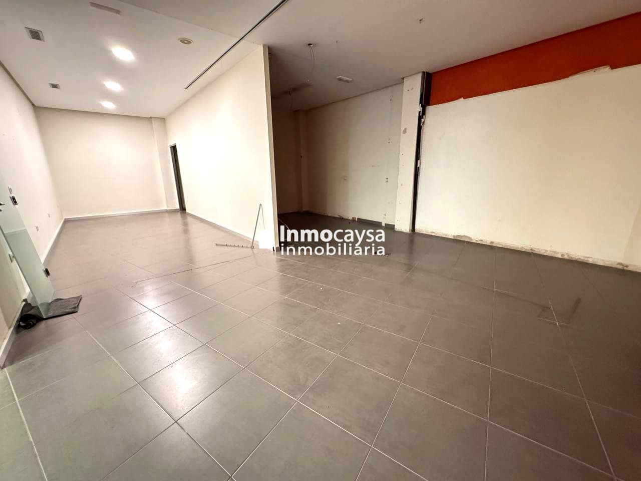 Commercial for rent in Xativa - € 1,000 (Ref: 9453306)