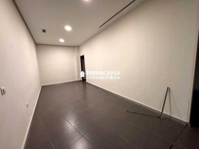 Kaupallinen vuokrattavana paikassa Xàtiva - 1 000 € (Ref: 9453306)