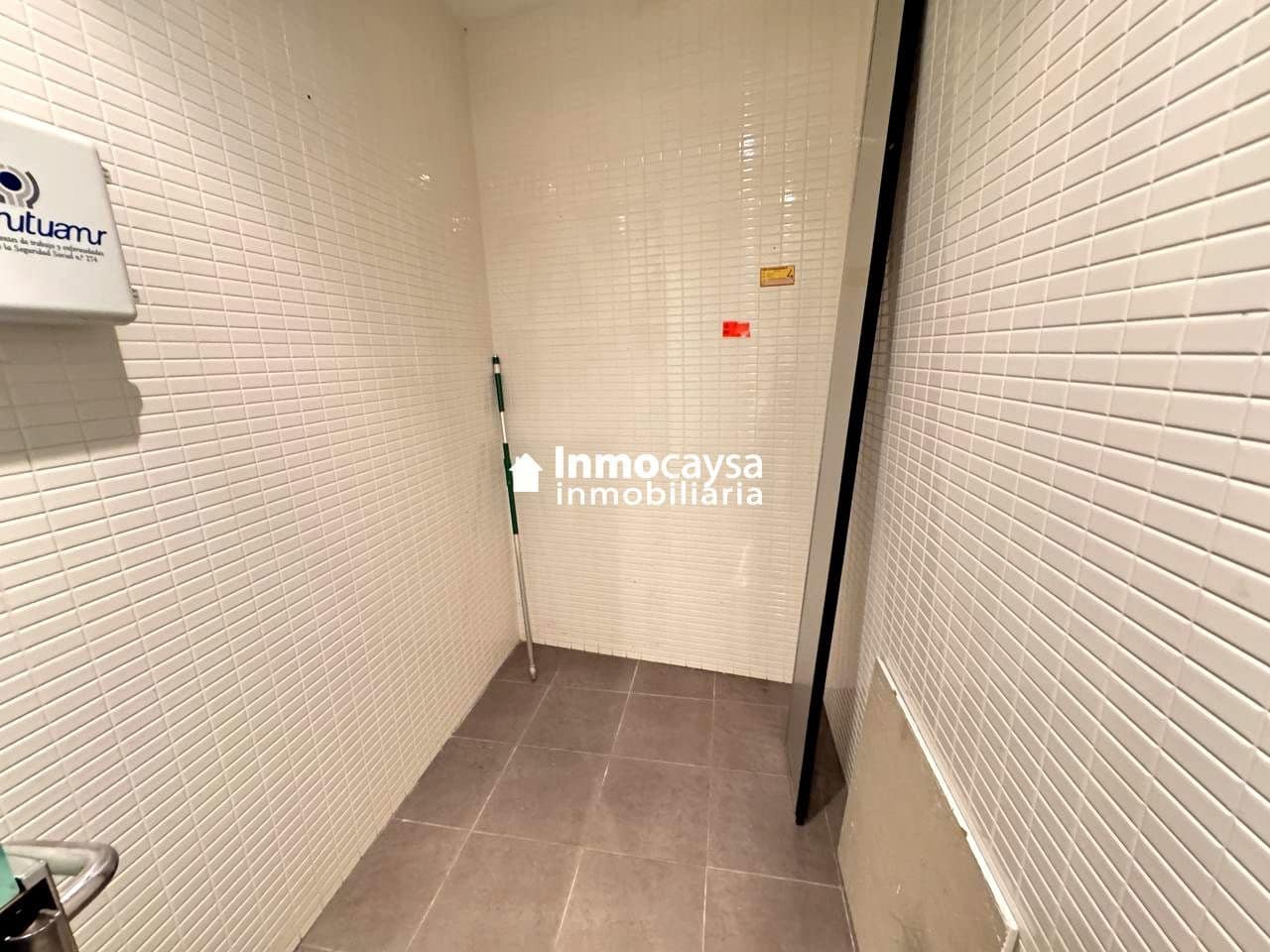 Commercial for rent in Xativa - € 1,000 (Ref: 9453306)