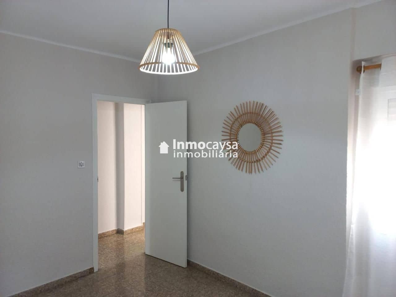 3 bedroom Flat for rent in Xativa - € 650 (Ref: 9481502)
