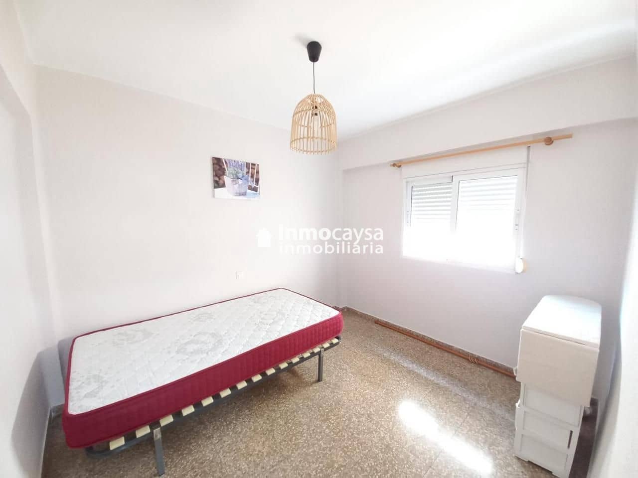 3 bedroom Flat for rent in Xativa - € 650 (Ref: 9481502)