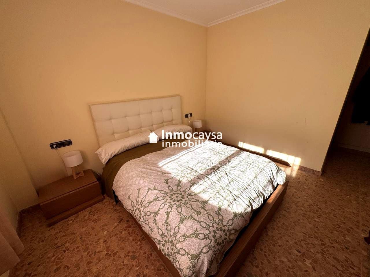 3 bedroom Flat for rent in Xativa - € 750 (Ref: 9493955)