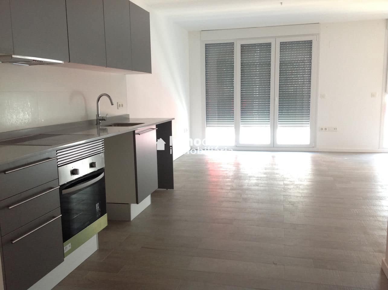 1 bedroom Flat for rent in Xativa with garage - € 400 (Ref: 9493956)