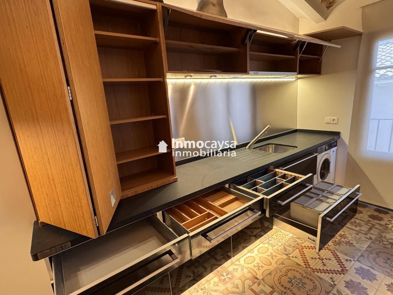 1 slaapkamer Flat te huur in Xativa - € 900 (Ref: 9554402)