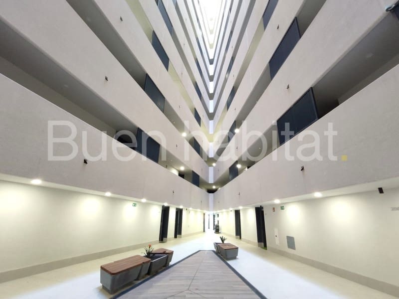 Office for rent in Valencia city with garage - € 1,100 (Ref: 9586883)