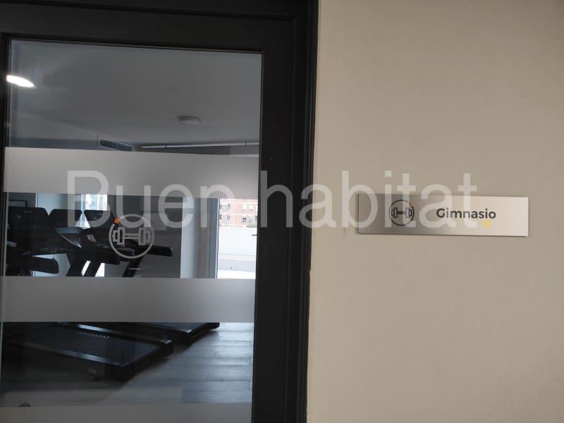 Office for rent in Valencia city with garage - € 1,100 (Ref: 9586883)