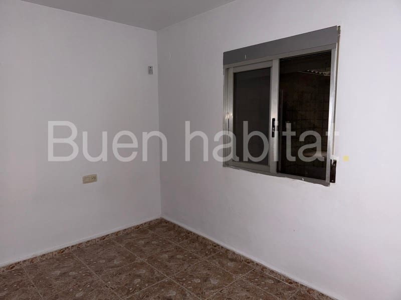 2 bedroom Flat for sale in Torrent - € 105,000 (Ref: 9586887)
