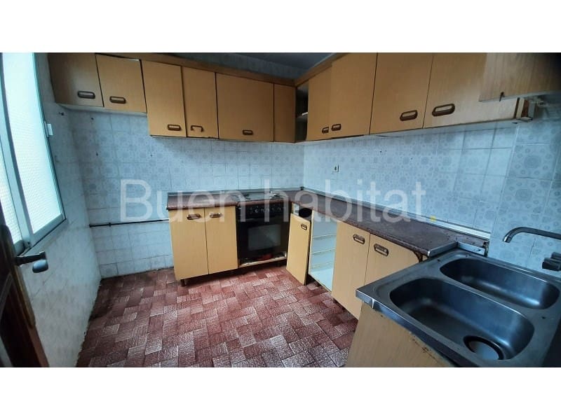 3 bedroom Flat for sale in San Vicente / Sant Vicent del Raspeig - € 102,000 (Ref: 9586889)