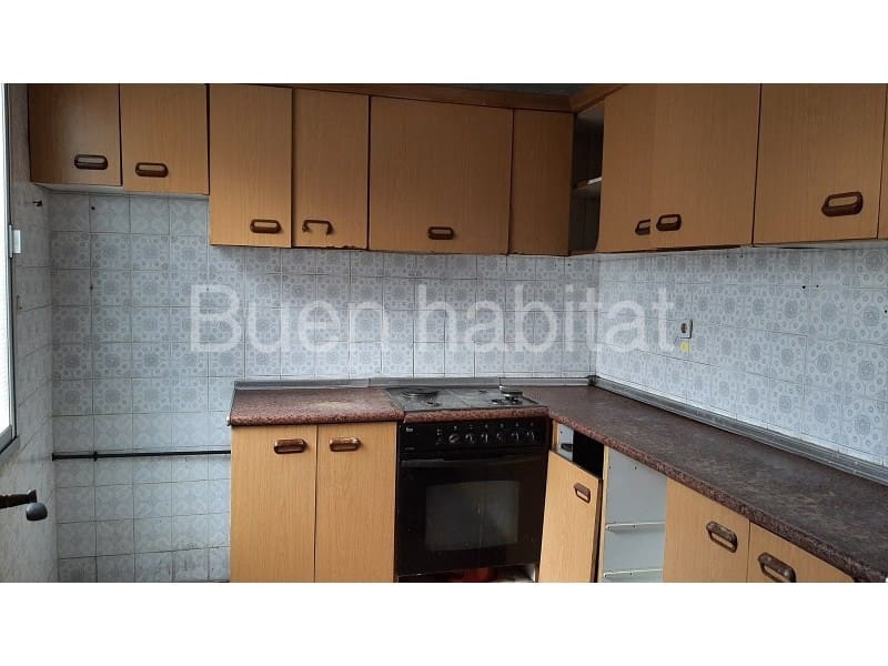 3 bedroom Flat for sale in San Vicente / Sant Vicent del Raspeig - € 102,000 (Ref: 9586889)