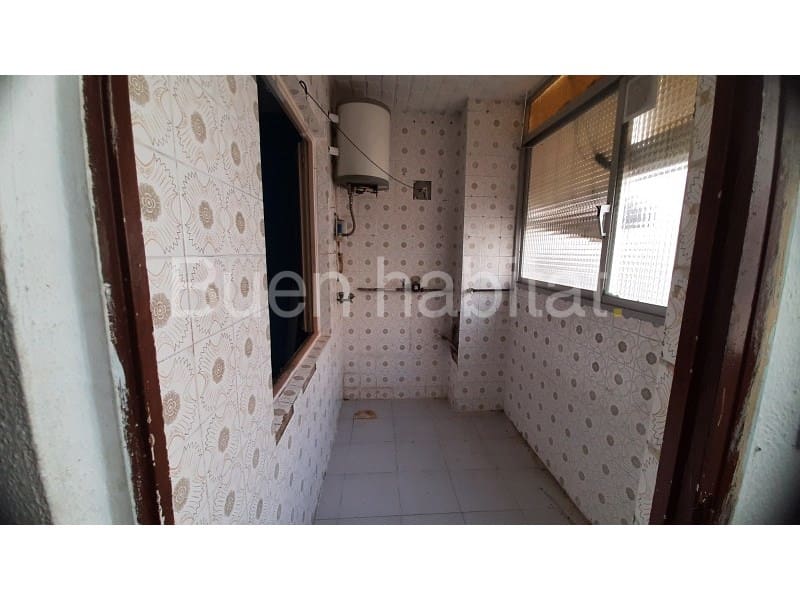 3 bedroom Flat for sale in San Vicente / Sant Vicent del Raspeig - € 102,000 (Ref: 9586889)