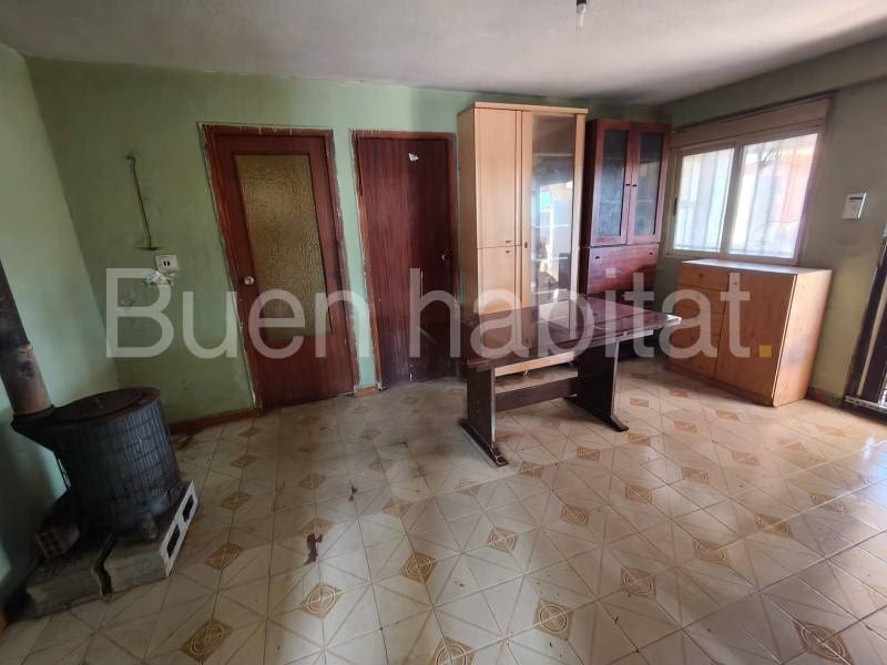 3 makuuhuone Huvila myytävänä paikassa Castello de la Plana mukana uima-altaan 
autotalli - 90 000 € (Ref: 9586890)