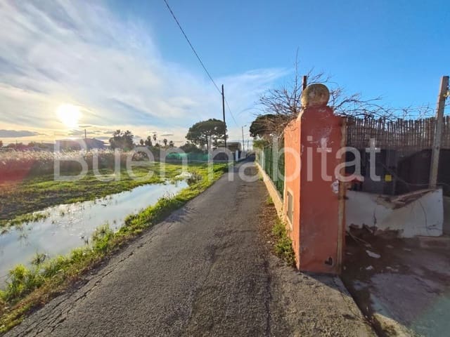 3 makuuhuone Huvila myytävänä paikassa El Grau de Castelló, Castelló de la Plana mukana uima-altaan 
autotalli - 90 000 € (Ref: 9586890)