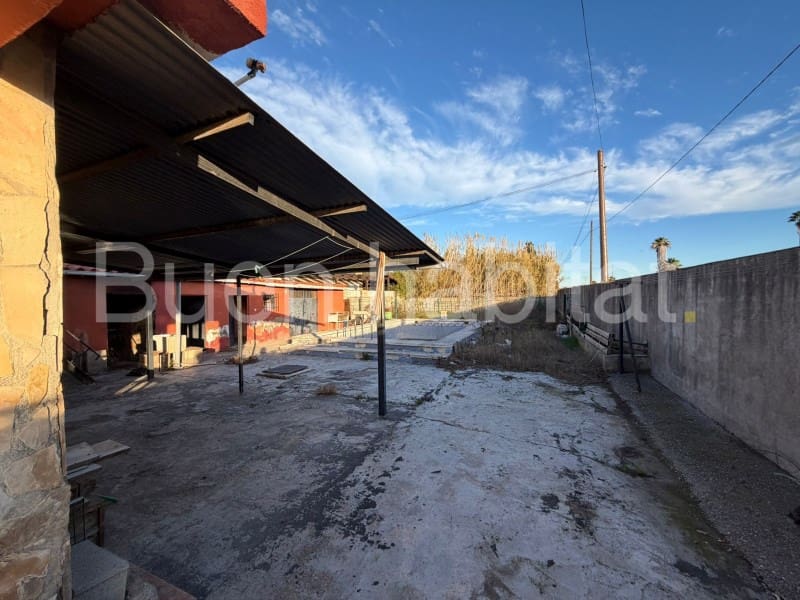 3 makuuhuone Huvila myytävänä paikassa Castello de la Plana mukana uima-altaan 
autotalli - 90 000 € (Ref: 9586890)