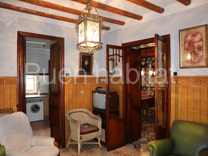 9 bedroom Townhouse for sale in Vilafranca - € 170,000 (Ref: 9586891)